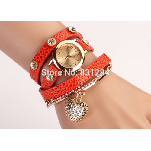  Ladies Quartz  Chain  Heart Wristwatch